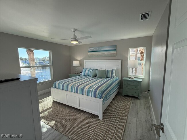 Building Photo - 834 Gulf Pavillion Dr