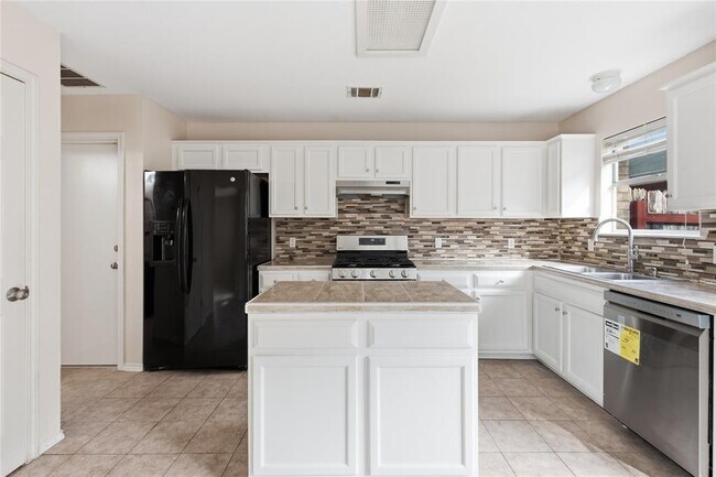 Building Photo - 9341 Bernoulli Dr