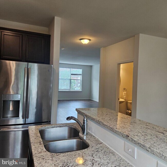 Building Photo - 76 Kramer Ct