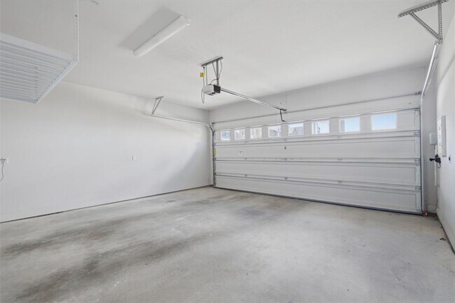 Building Photo - 4100 Taniguchi St
