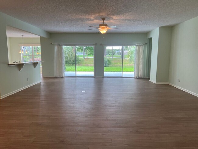 Building Photo - Beautifully Maintained Sun City Home!
