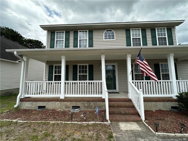 Building Photo - 3679 Pioneer Dr