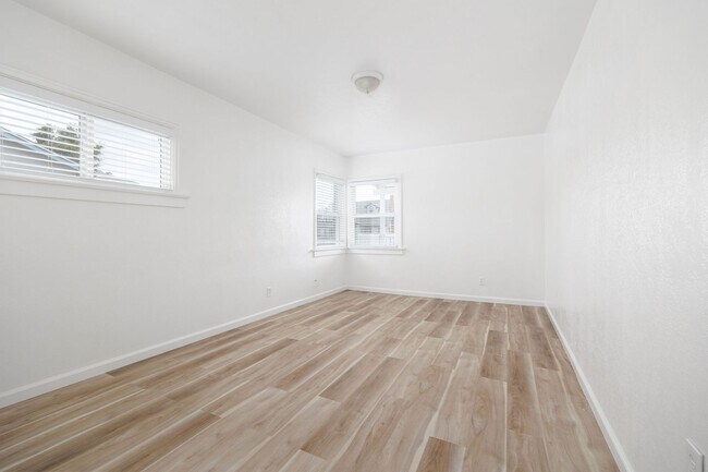 Building Photo - Cozy 2bed/1bath in Normal Heights now avai...