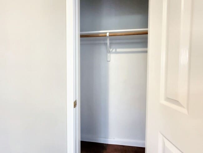 Building Photo - 1617 Sunterro-