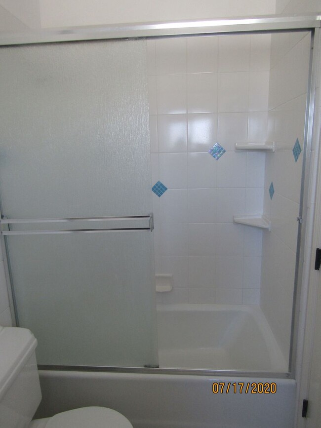 Building Photo - Orcutt Single Story Private Entry Granny Unit
