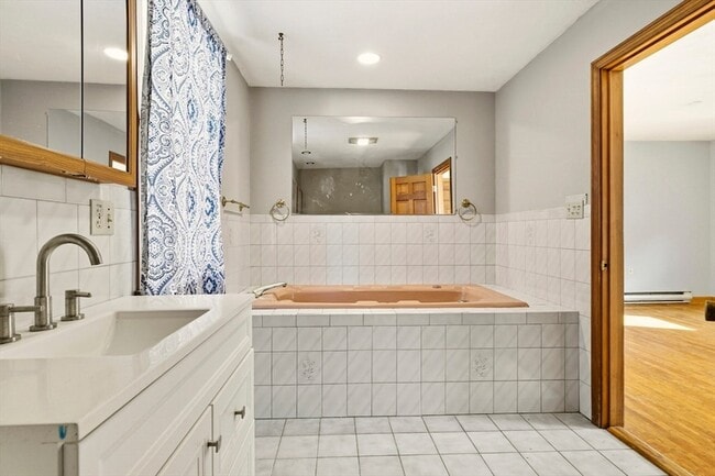 Building Photo - 29 Williston Rd