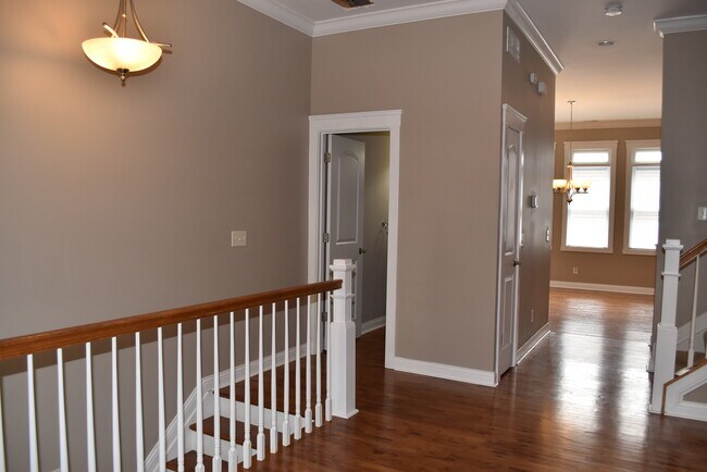 Building Photo - 2105 Herrick Ave