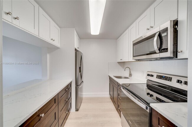 Building Photo - 101 SW 132nd Way