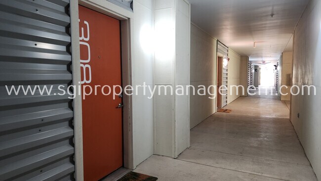 Building Photo - 1111 S Akard St