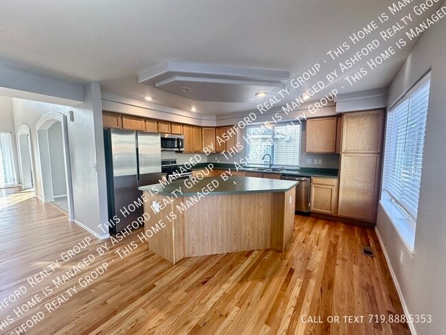 Building Photo - 1266 Mt Estes Dr