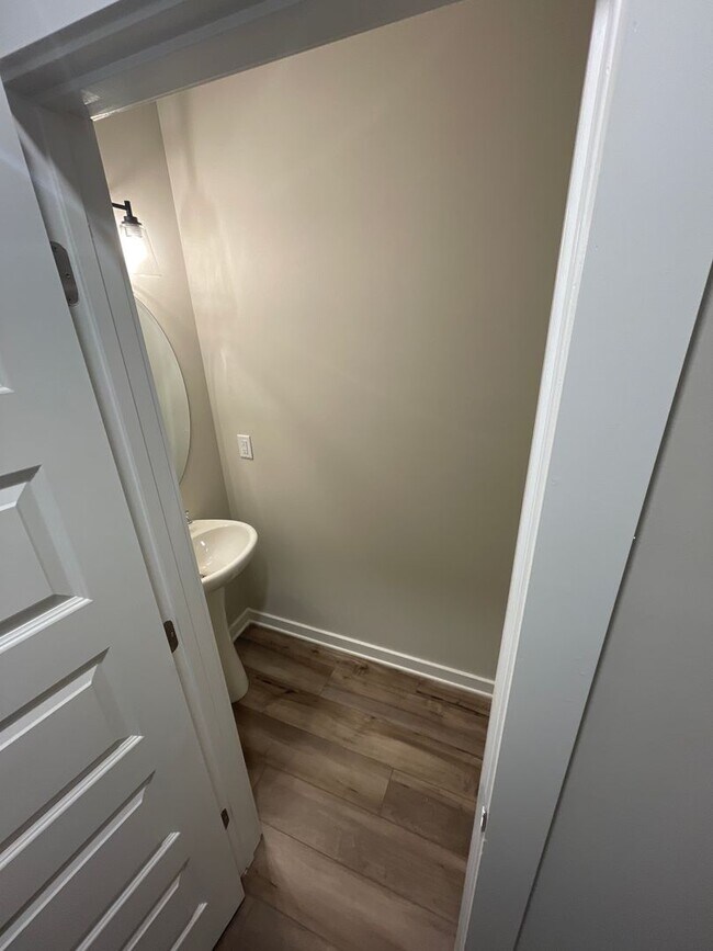 Building Photo - Home for Rent in Oak Grove, AL!! Available to View Now!!!