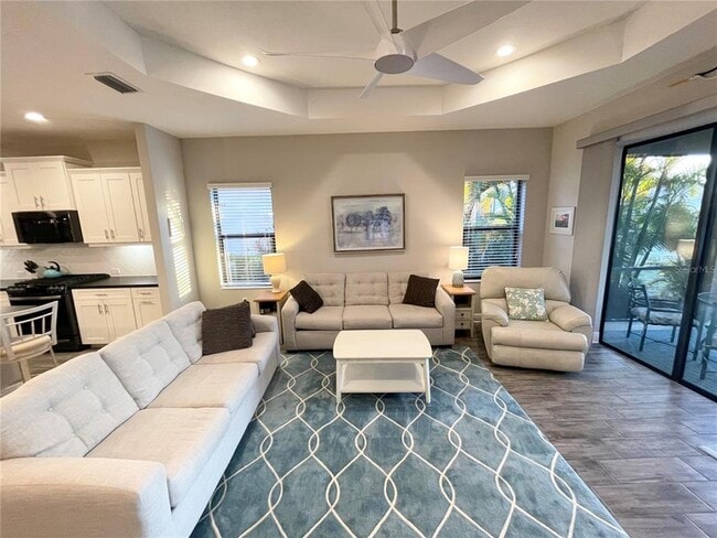 Building Photo - 21645 Avon Park Ct