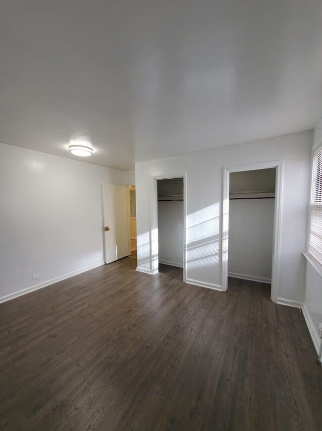 Building Photo - 116Guilden