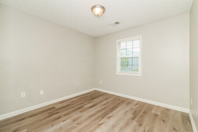 Building Photo - 3340 Old Tennessee Rd SW