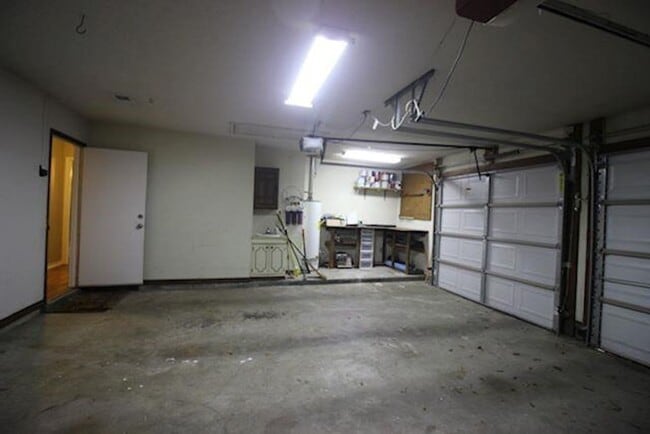 Building Photo - Bon Village 4 BR 2 Bath home