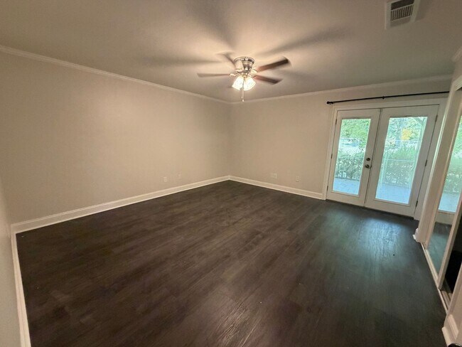 Building Photo - Remodeled 3 Bedroom Home in Keithville
