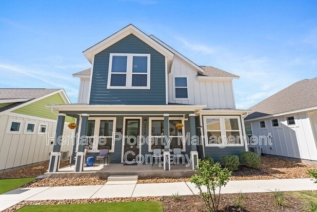 Building Photo - 2119 Hofstaat