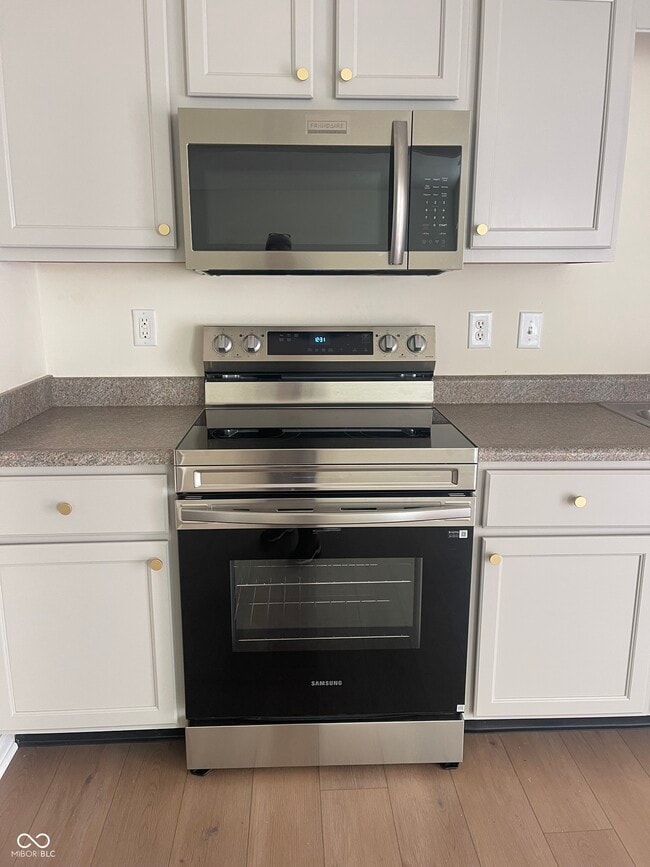 Building Photo - 1051 Taurus Ct