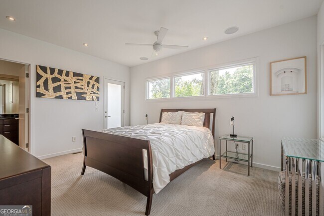 Building Photo - 2269 Briarwood Hills Dr NE
