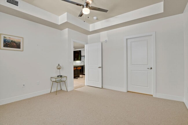 Building Photo - Modern First-Floor Condo at the Peloton - Boulder