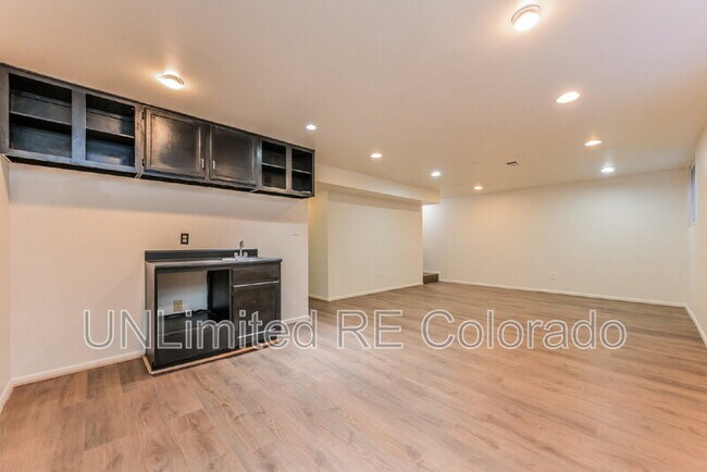 Building Photo - 10321 E Evans Ave