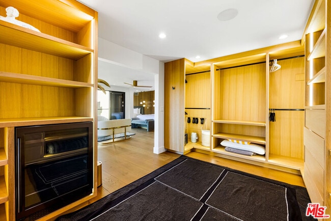 Building Photo - 7317 Caverna Dr