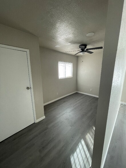 Building Photo - 535 El Centro Ave