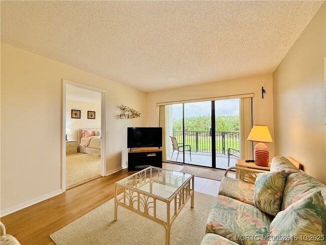 Building Photo - 9490 S Ocean Dr