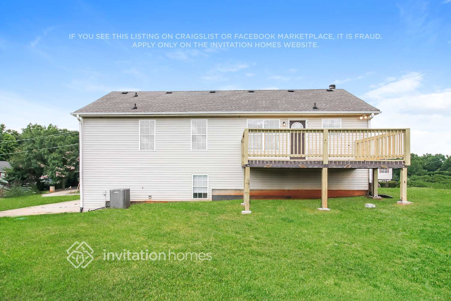 Building Photo - 295 Claremont Dr