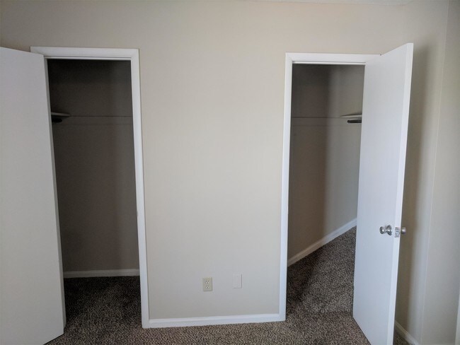 Building Photo - 3807 Pembrook Ct