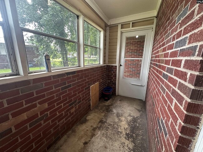 Building Photo - 1707 Northland Dr