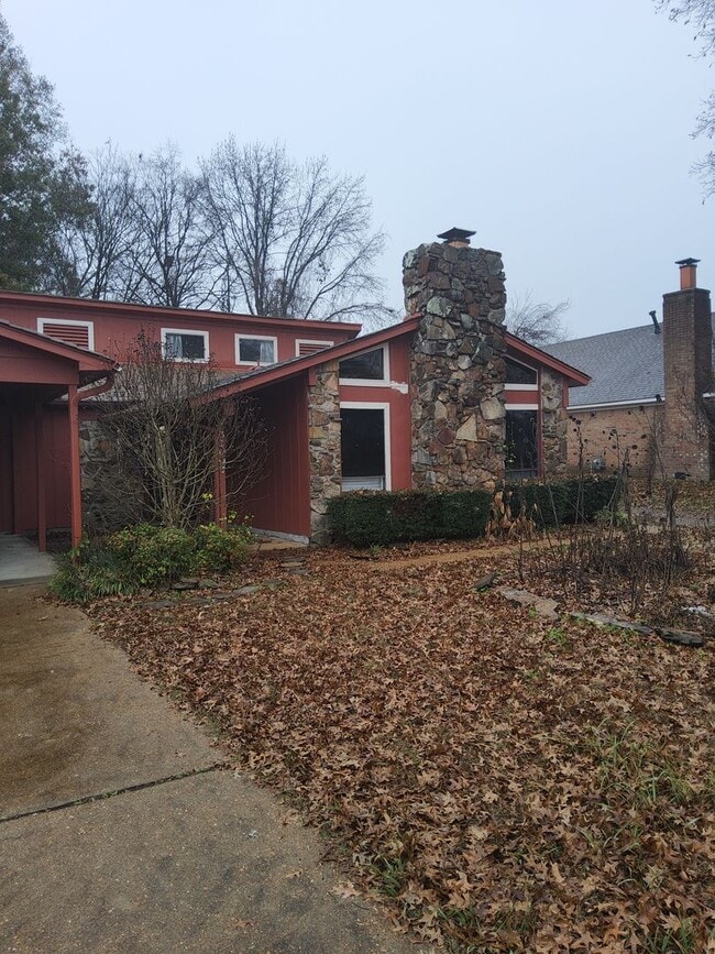 Building Photo - 5700 Ridgetop Dr