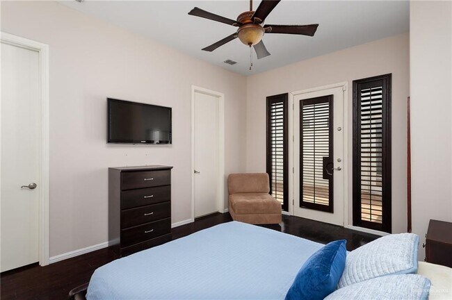 Building Photo - 21 Ben Hogan Dr