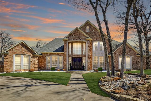 Primary Photo - 208 Wellington Oaks Pl