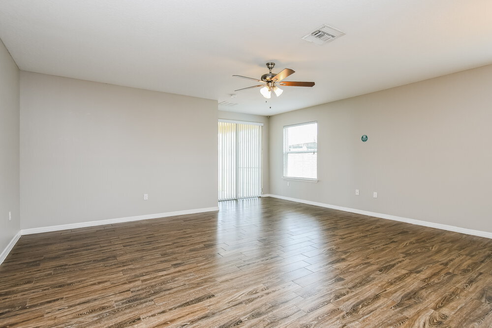 Building Photo - 5025 Brenton Manor Ave