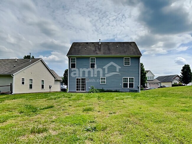 Building Photo - 111 Graphite Dr