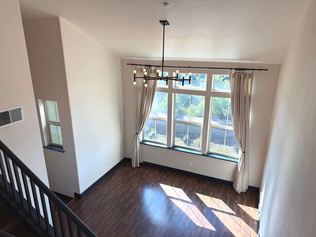Building Photo - NEW CONSTRUCTION HUGE 1800sf 3BR/3BA 2GR C...