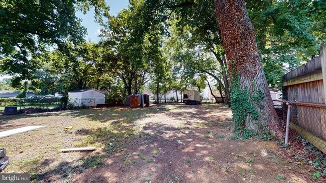 Building Photo - 3417 Allison St