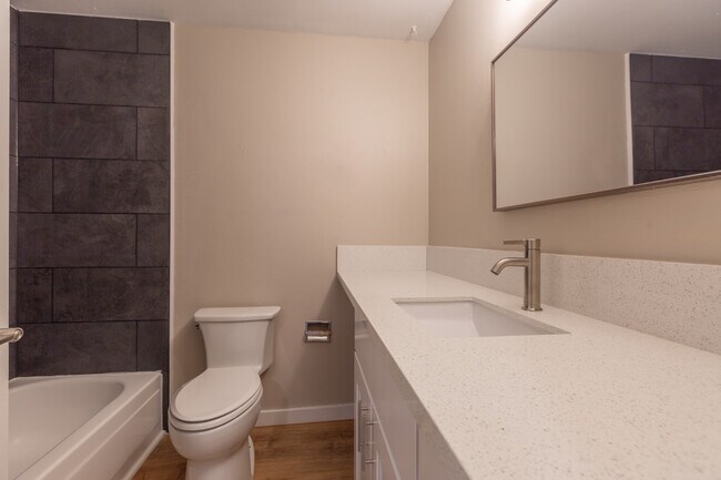 Building Photo - 12387 SW Walnut St