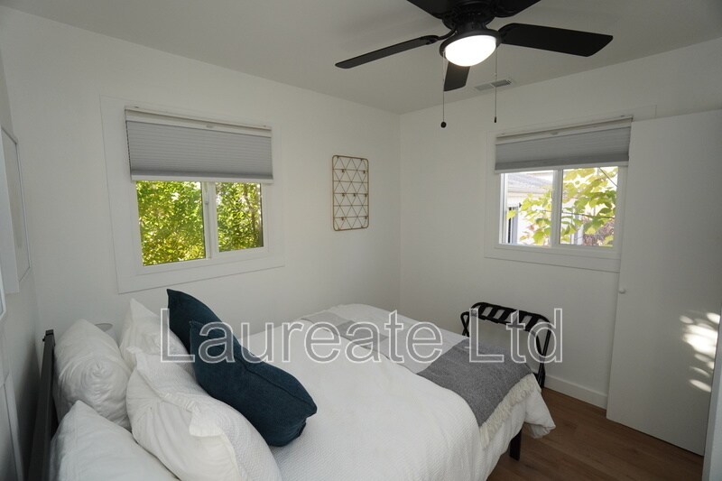 Building Photo - 930 Orchard St