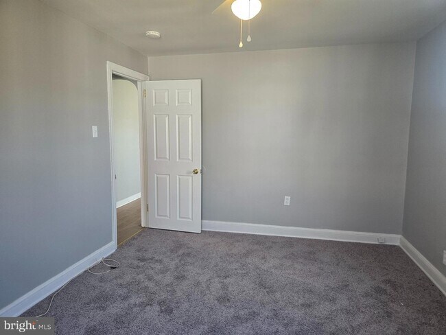 Building Photo - 7504 Greenhill Rd
