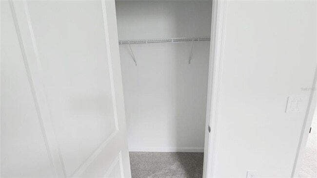 Building Photo - 724 Squire Ave