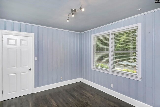 Building Photo - 1108 Rutland Ave