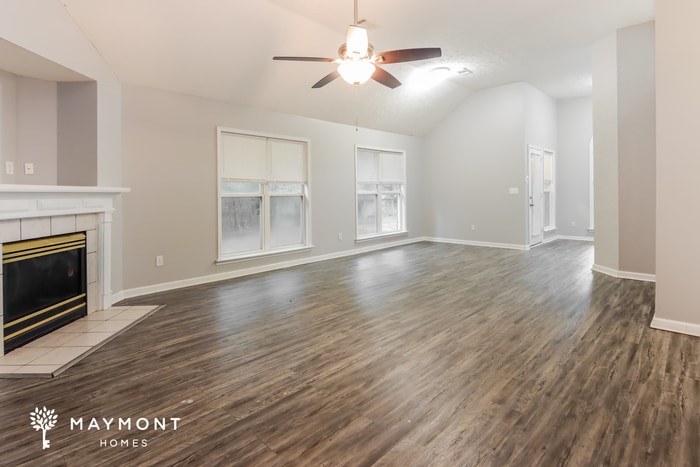 Building Photo - 6409 Deerwood Pl