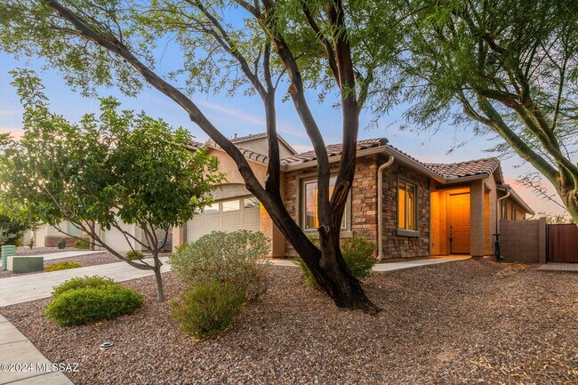 Building Photo - 11415 E Glowing Sunset Dr