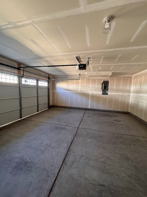 Building Photo - Charming 3-Bed, 2.5-Bath Home in Woodruff ...