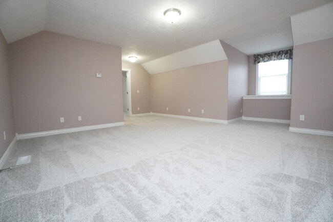 Building Photo - 11565 W Zachery Ave