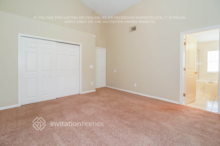 Building Photo - 9649 Lake Douglas Pl