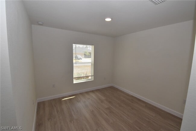 Building Photo - 1791 Pierpoint St