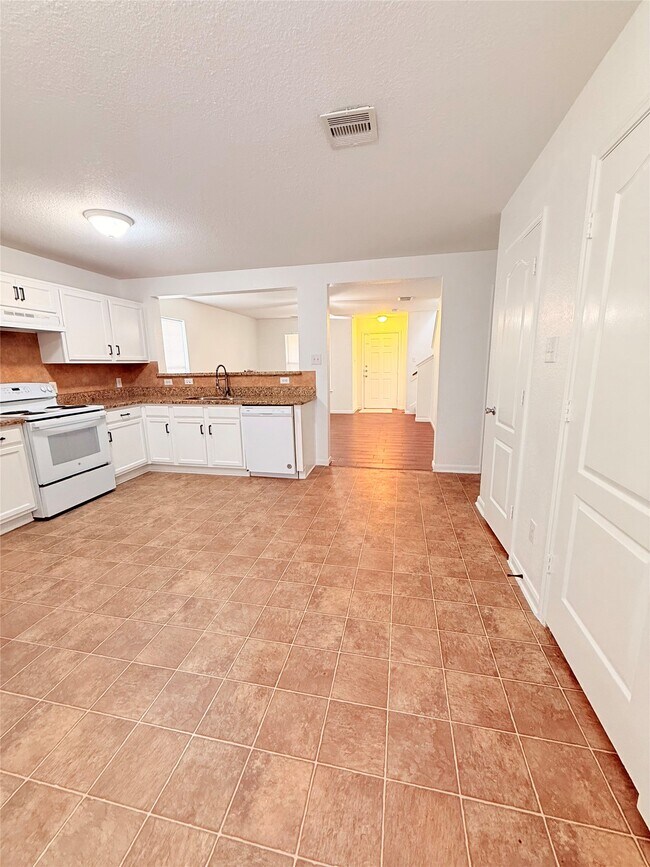 Building Photo - 19410 Bold River Rd